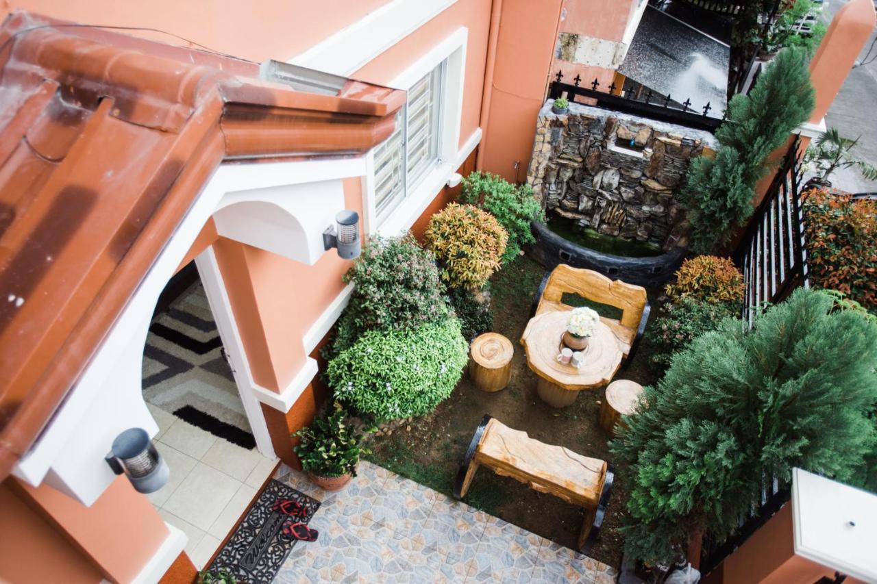 Bella Casa (3BR House at Azienda Genova) - Chambres d'hôtes Talisay