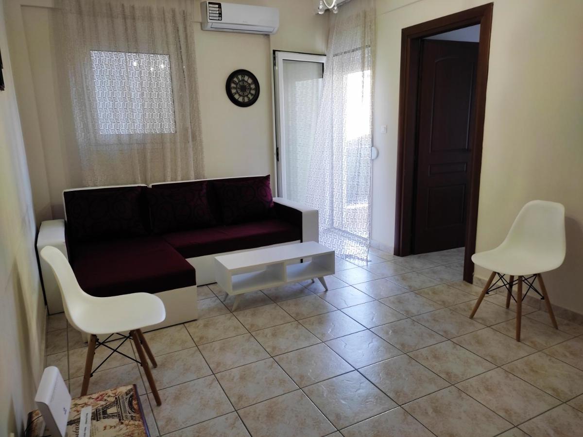 Anastasia's & Despoina's Apartment - B&B