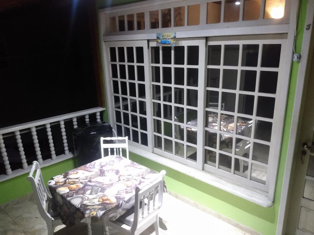 Casa 8 a10pessoas Temporada Cabo Frio - B&B Cabo Frio