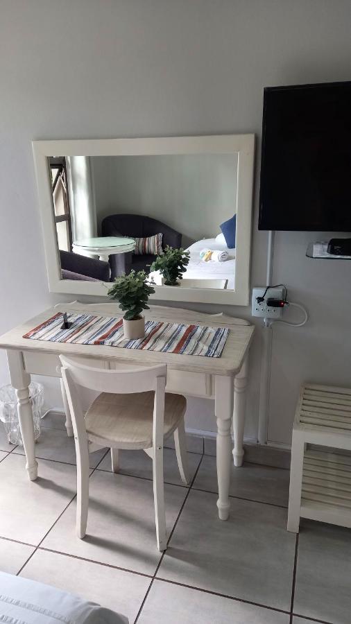 Twin Room with Private Bathroom