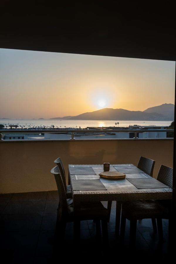 Superbe T2 climatisé, proche plage - belle vue mer - B&B