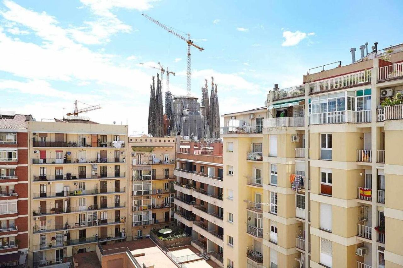 SAGRADA FAMILIA VIEWS Nos preocupa su seguridad. - B&B Barcellona