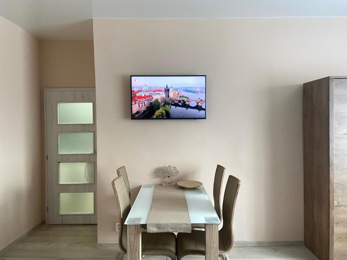 Lokal apartment - Ferienwohnung Prag