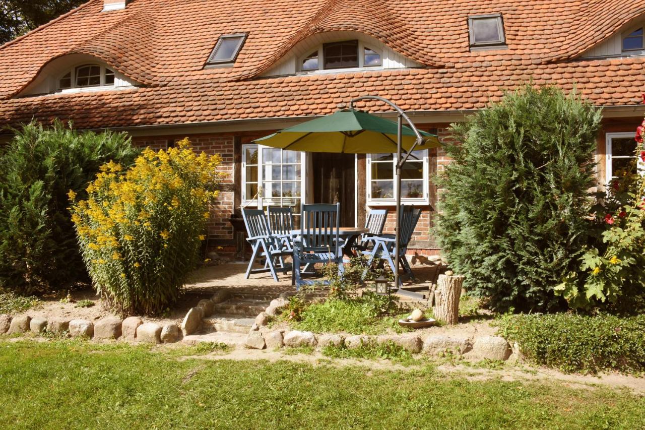 B&B Grammendorf - Landhaus im Grünen - Carpe Diem - Bed and Breakfast Grammendorf