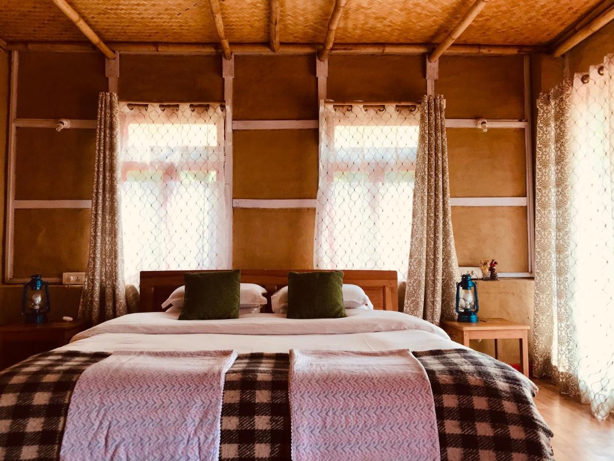 Standard Zimmer mit Kingsize-Bett