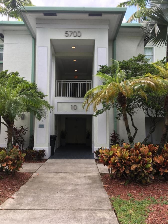 Doral 2-Story Villa 3 Bed 4 Bath at Provident Doral at The Blue Miami - B&B