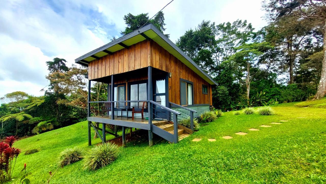 Reventazon River Mountain Ranch - B&B Turrialba