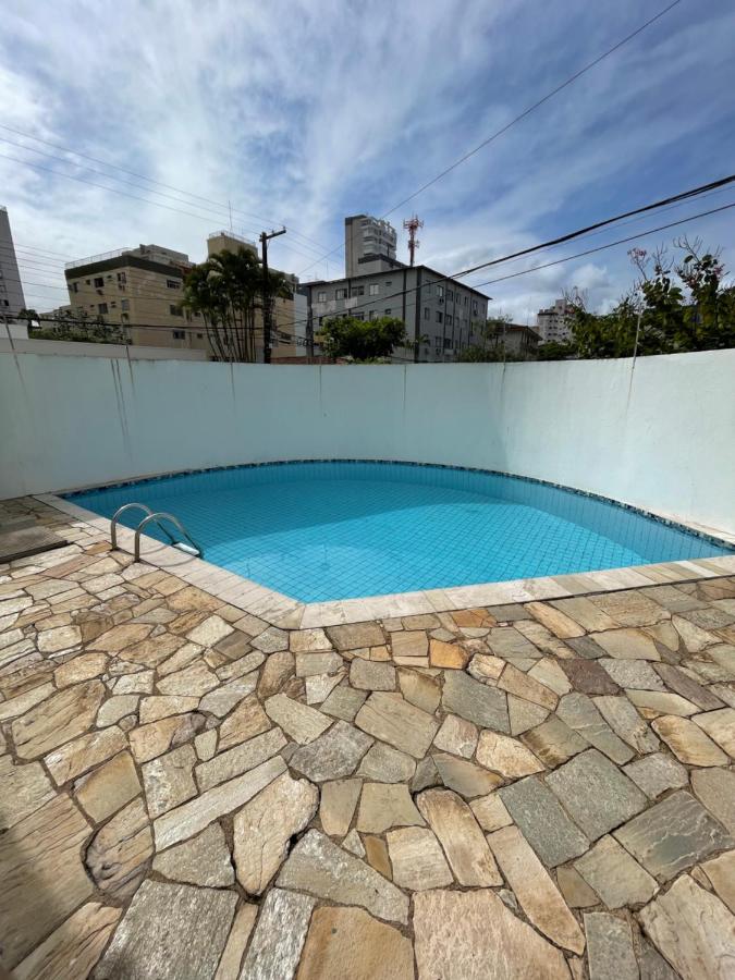 Apartamento Praia do Tombo Guarujá 120m do mar - Chambres d'hôtes Guarujá