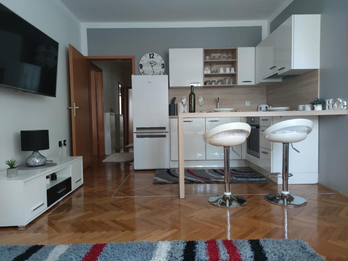 Apartment Sve u 5 minuta - Chambres d’hôtes Zadar
