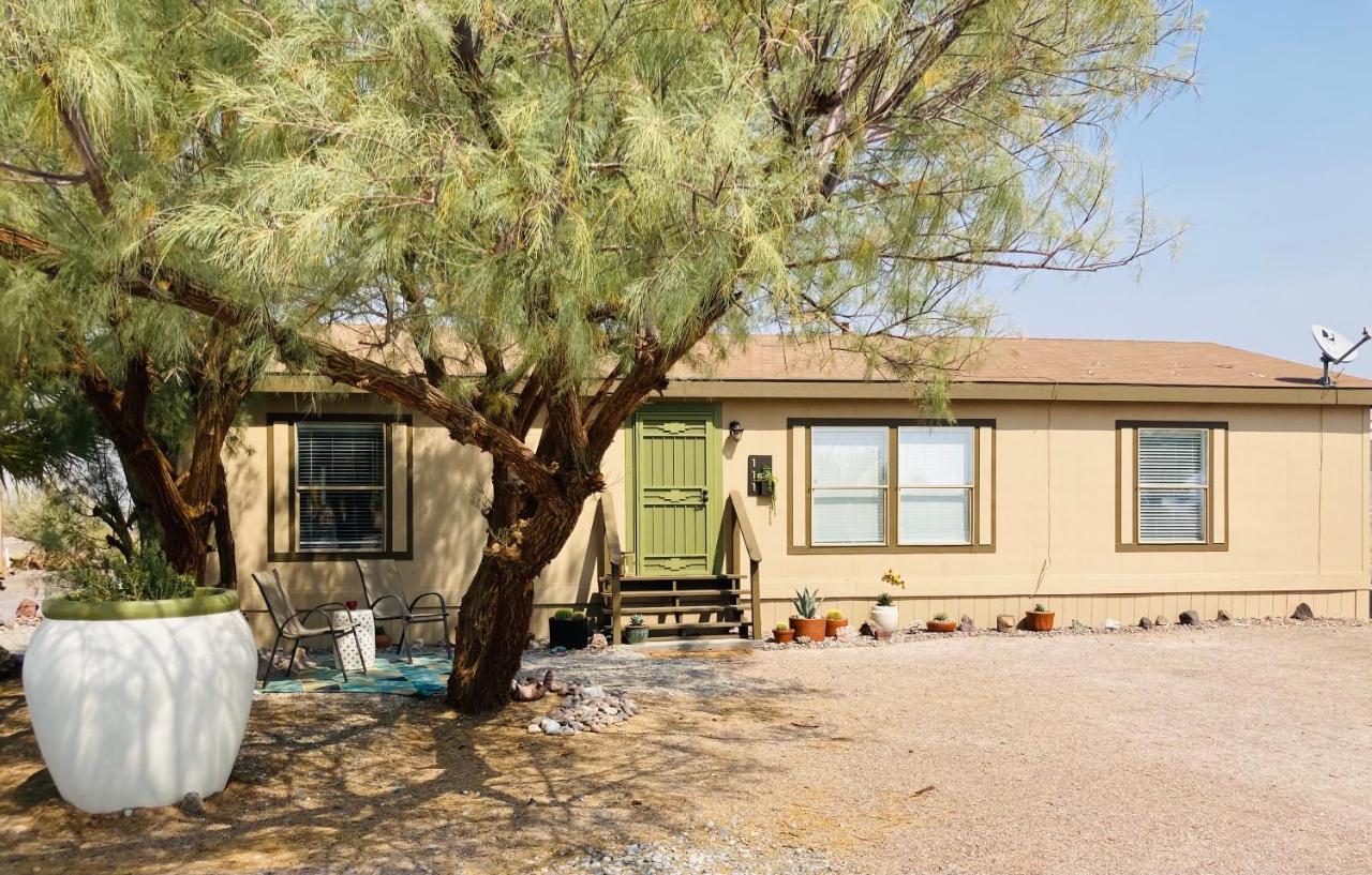 Death Valley Hot Springs 3 Bedroom - B&B Tecopa