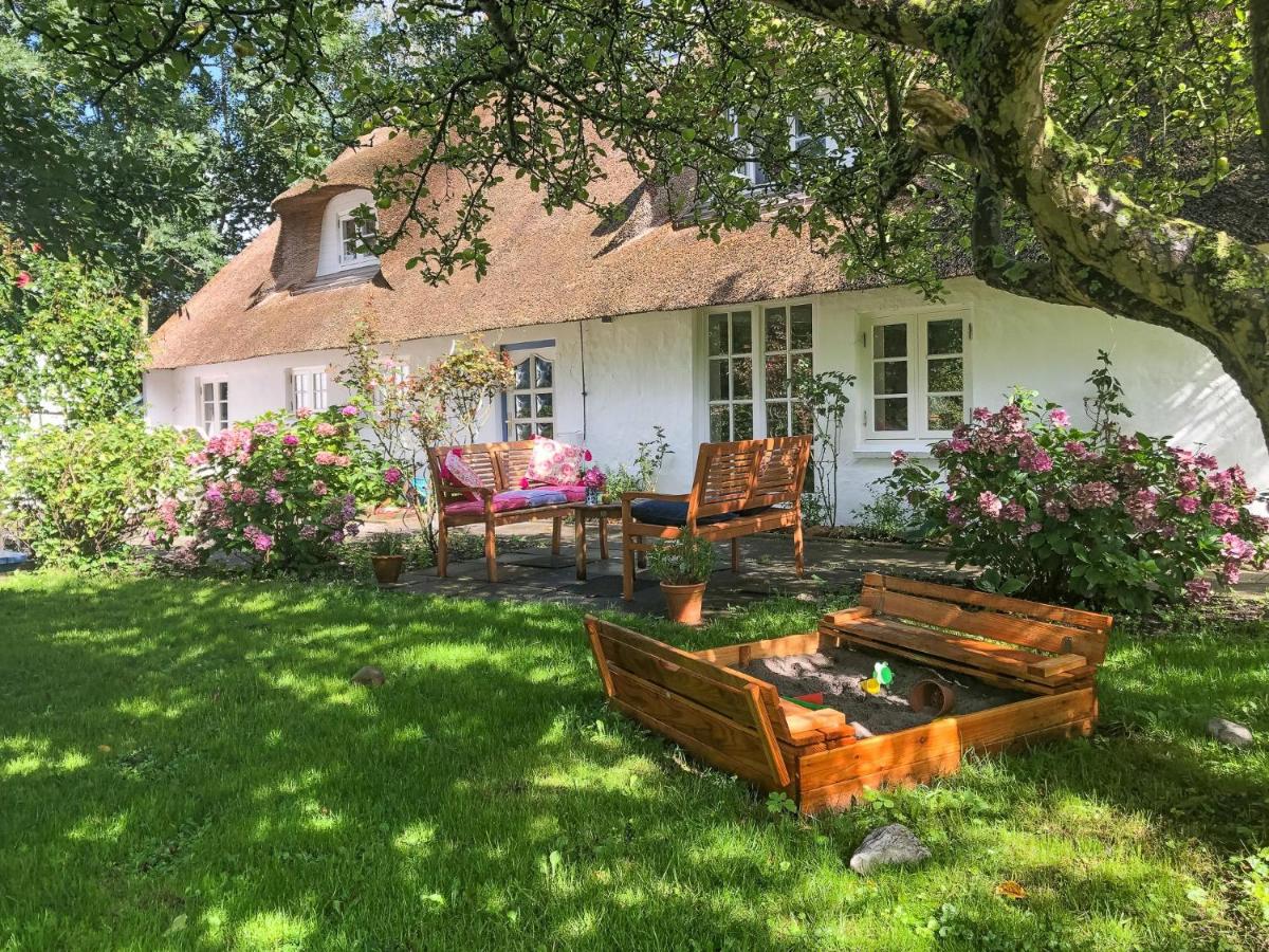 B&B Schülp - Das alte Zollhaus - Bed and Breakfast Schülp