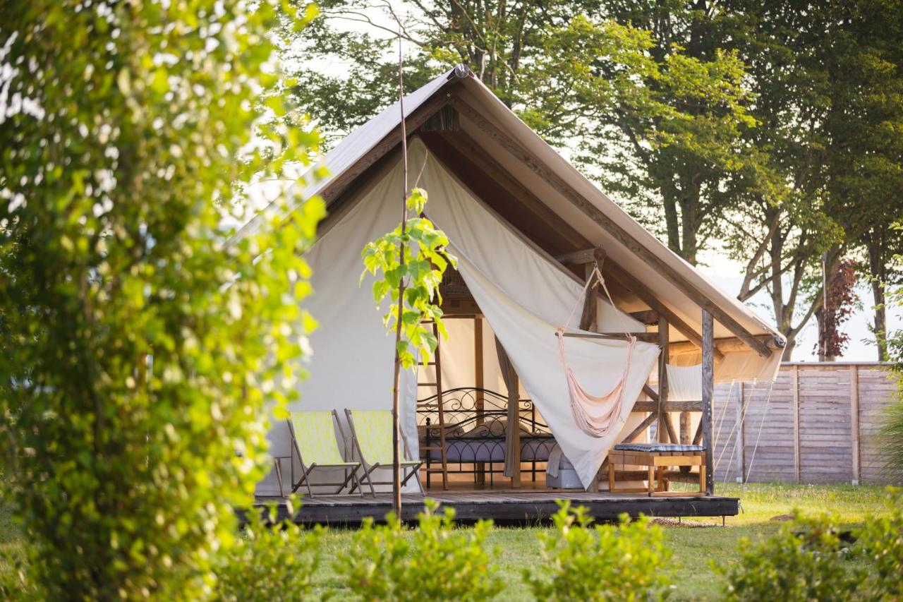 Glamping Tent with ensuite Bathroom