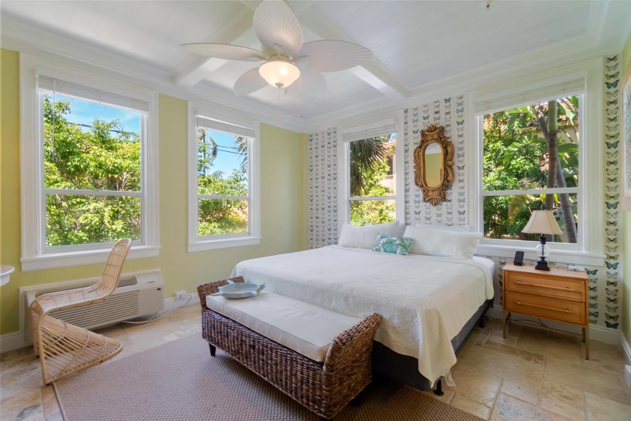 Studio with Garden View