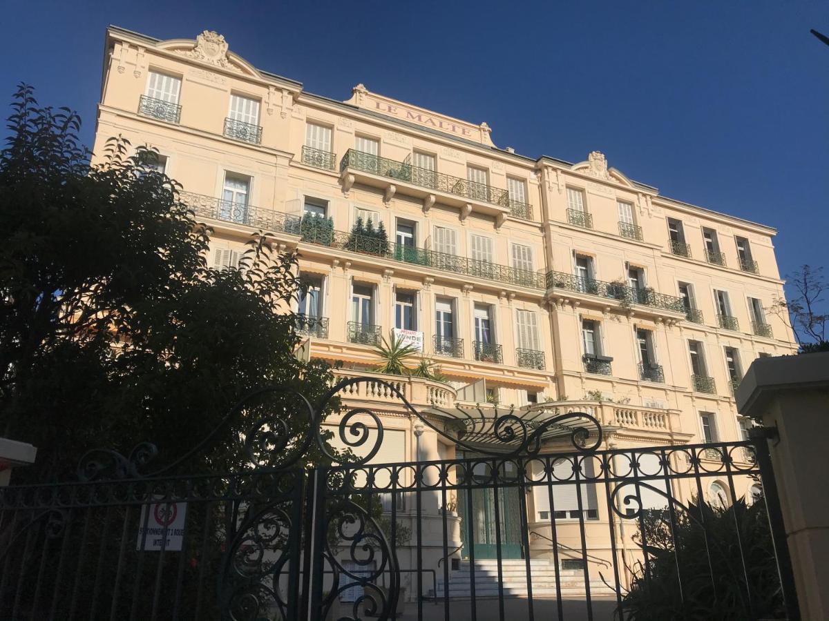 Appartement terrasse dans palace Belle Epoque - B&B