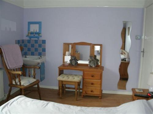 Double Room with Shared Bathroom