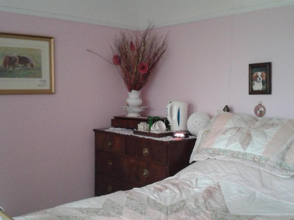 Double Room with Shared Bathroom