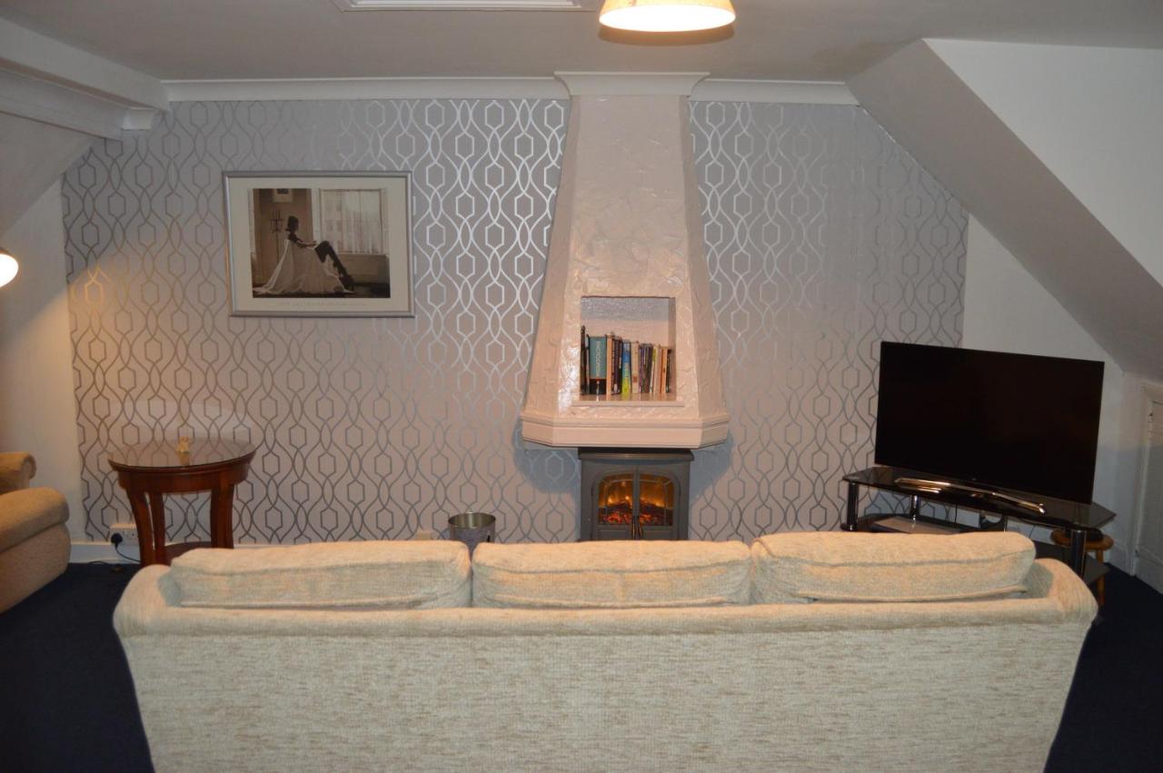 B&B Dunfermline - Holiday Apartment Dunfermline - Bed and Breakfast Dunfermline