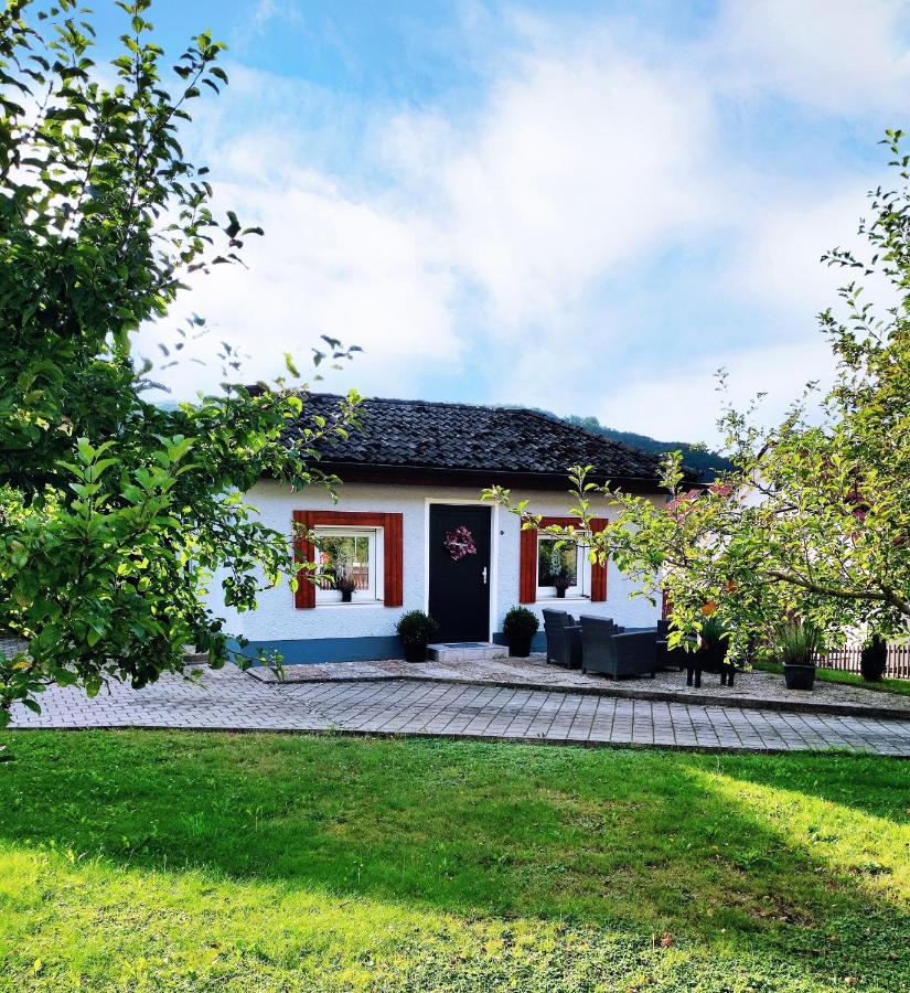 Ferienhaus Neumann - B&B Kinding