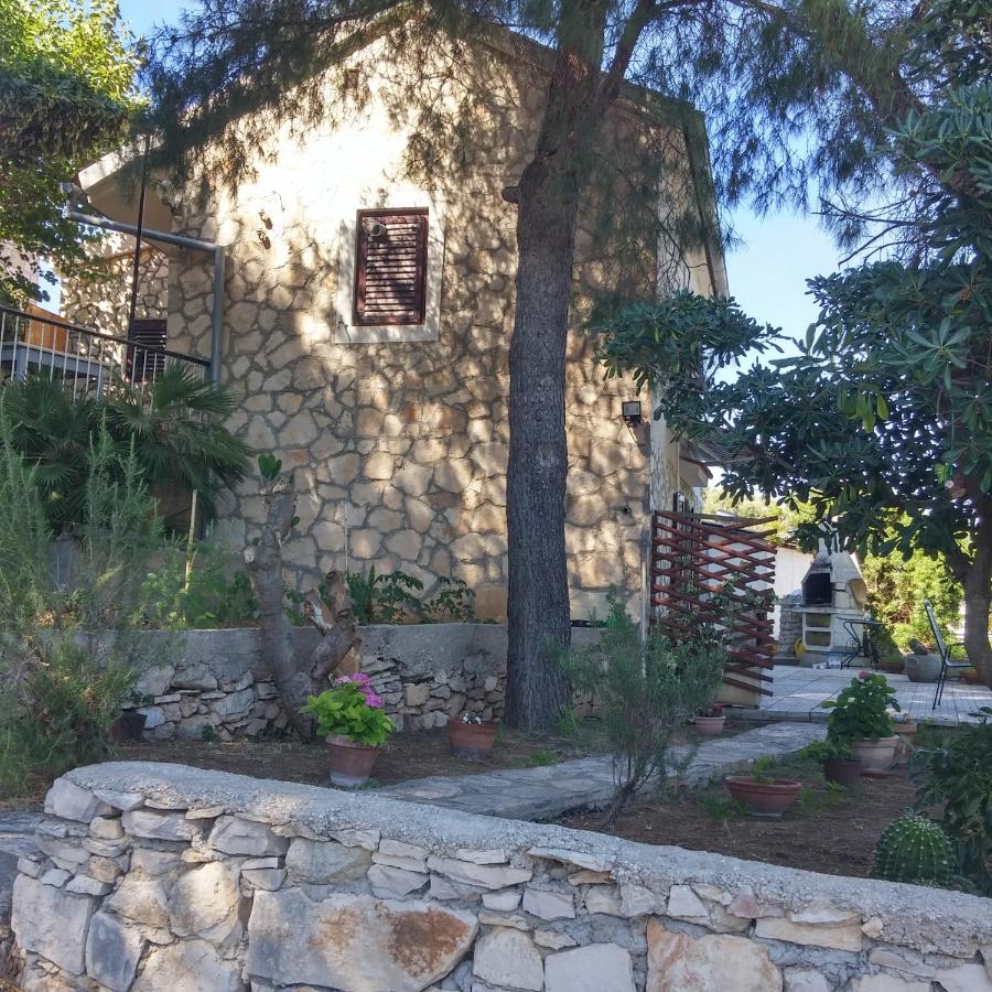 Apartments Elena & Damir - B&B