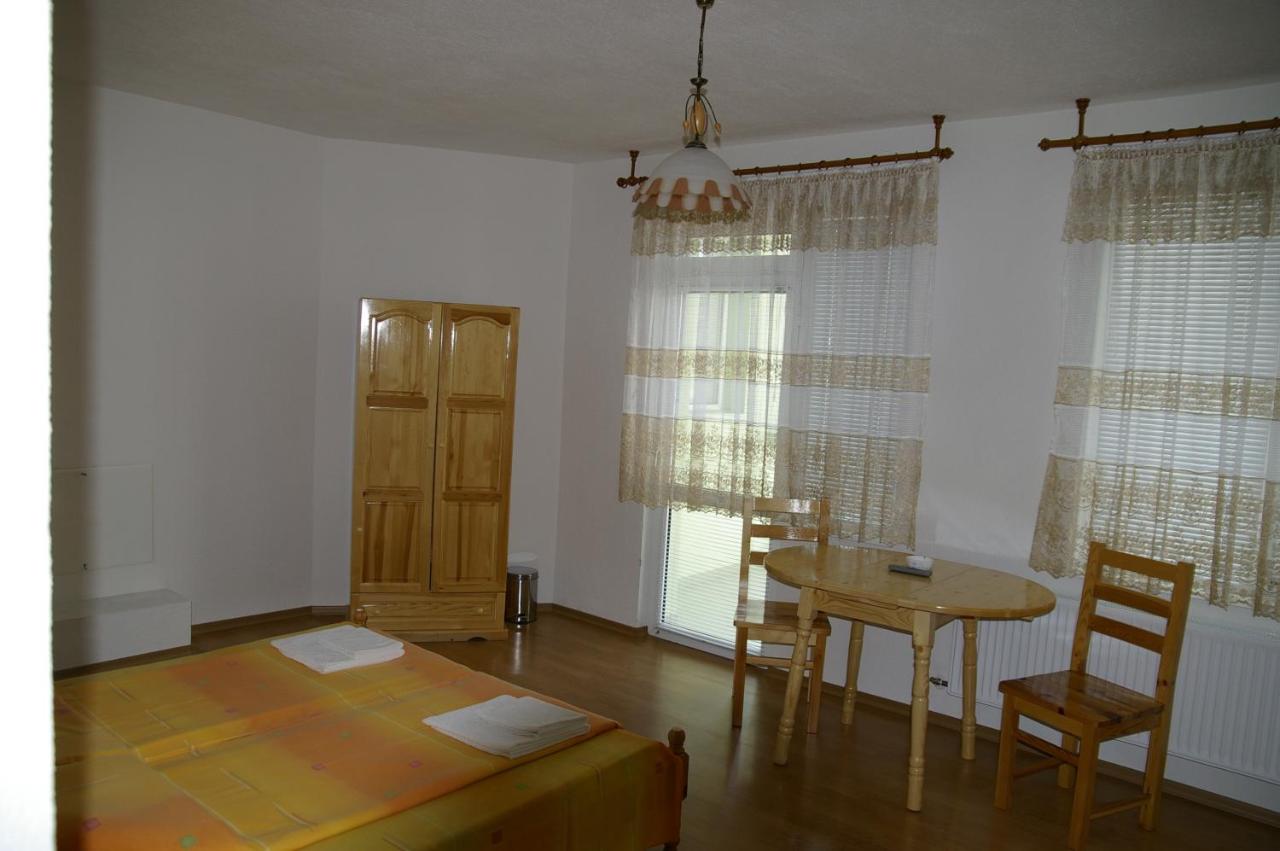 Chambre Quadruple avec Balcon