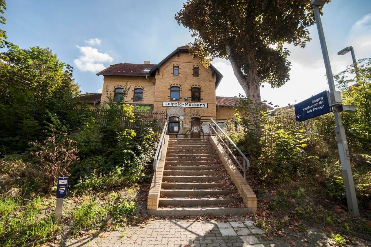 Alte Bahnstation Leipzig (Appartement TWO & ONE) - Bed and Breakfast