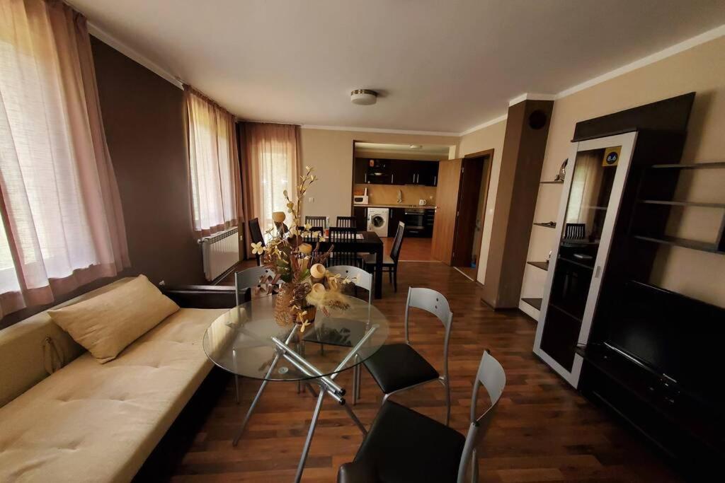 Двете къщи в планината - B&B Beli Osam