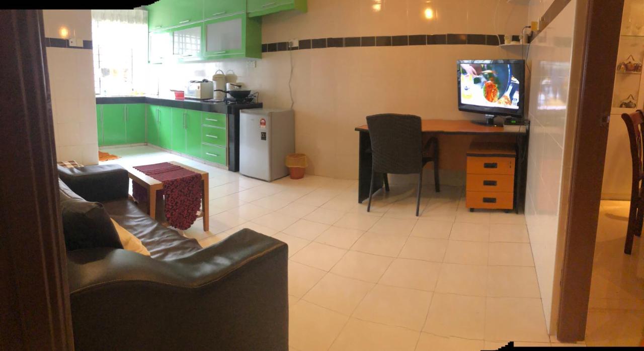 Camera Doppia con Letti Singoli con Bagno