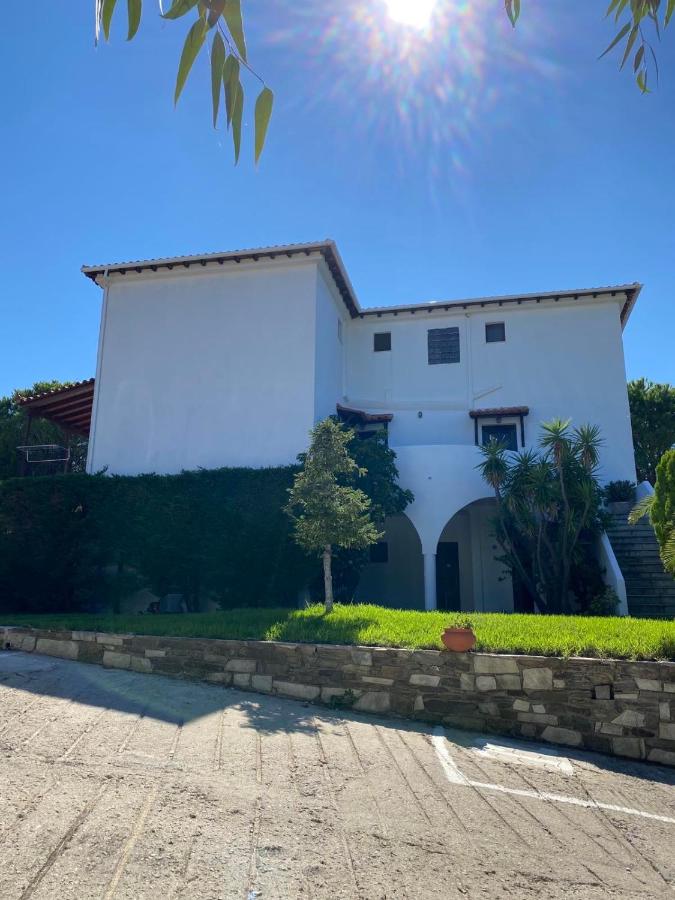 Villa POLYTIMI - B&B