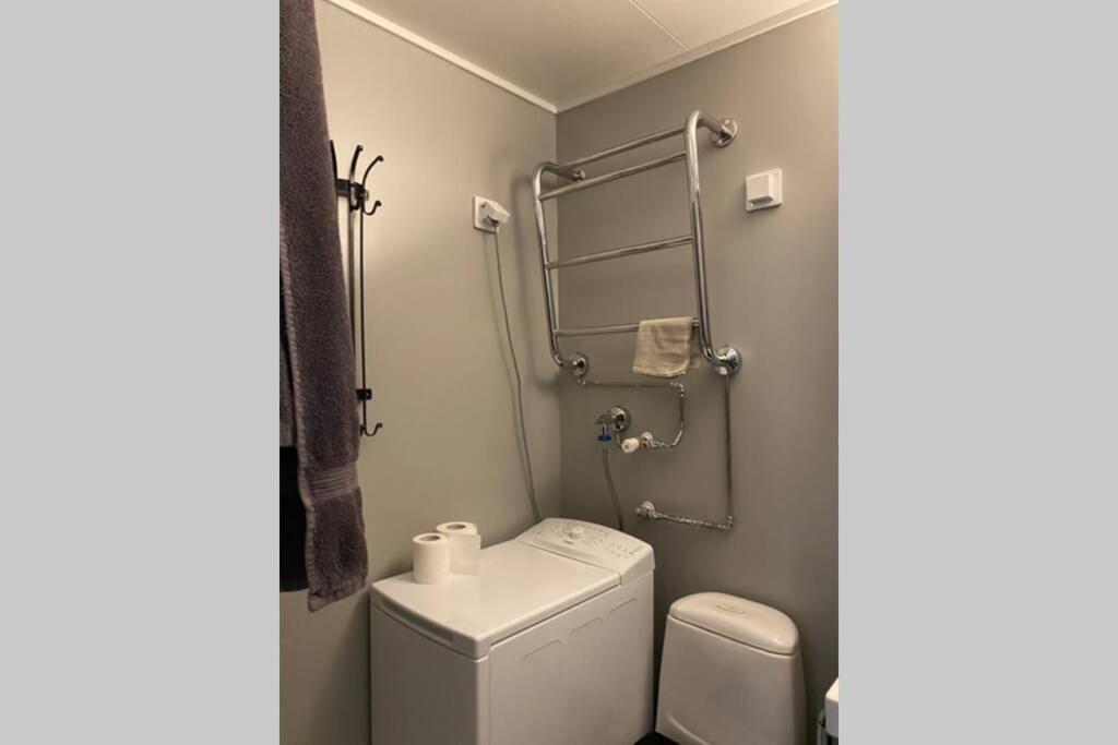 Cosy studio near by AirPort, 2min from train! - Ferienwohnung