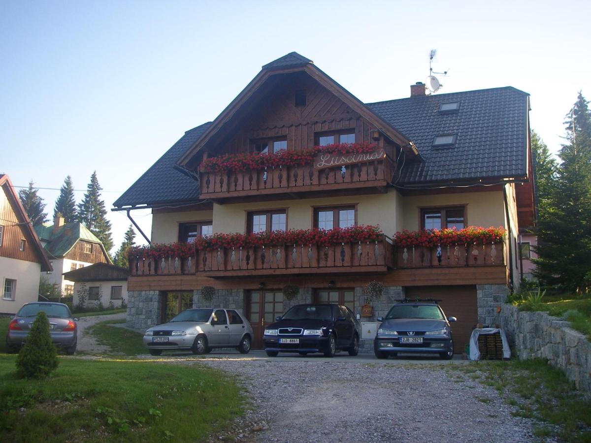 Vierbettzimmer mit Balkon