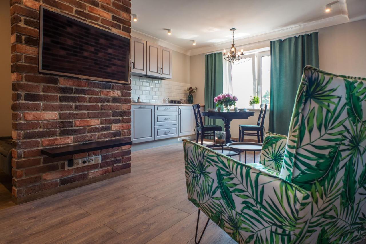 Studio Apartment
