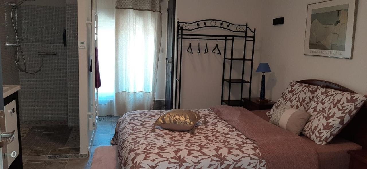Chambre Double avec Salle de Bains Privative
