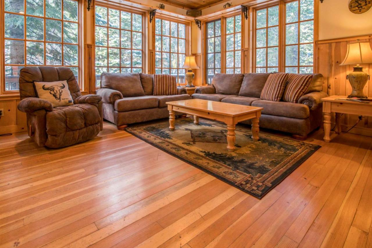Wallowa River House - B&B