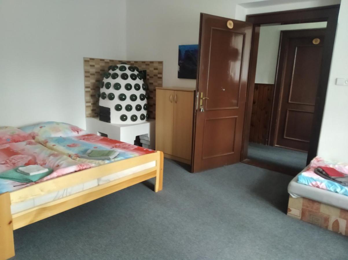 Quadruple Room with Shared Bathroom