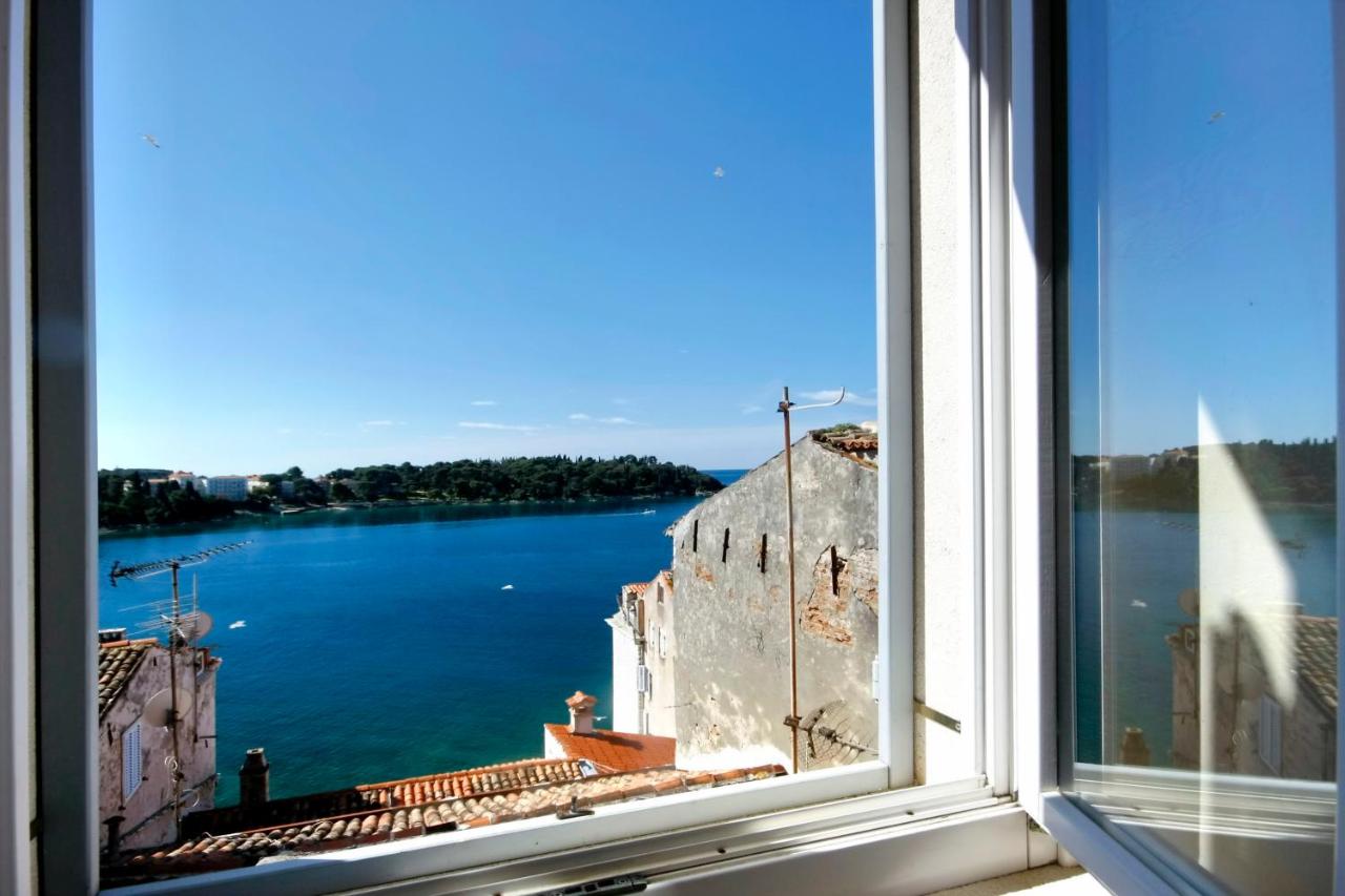 One-Bedroom Apartment with Sea View