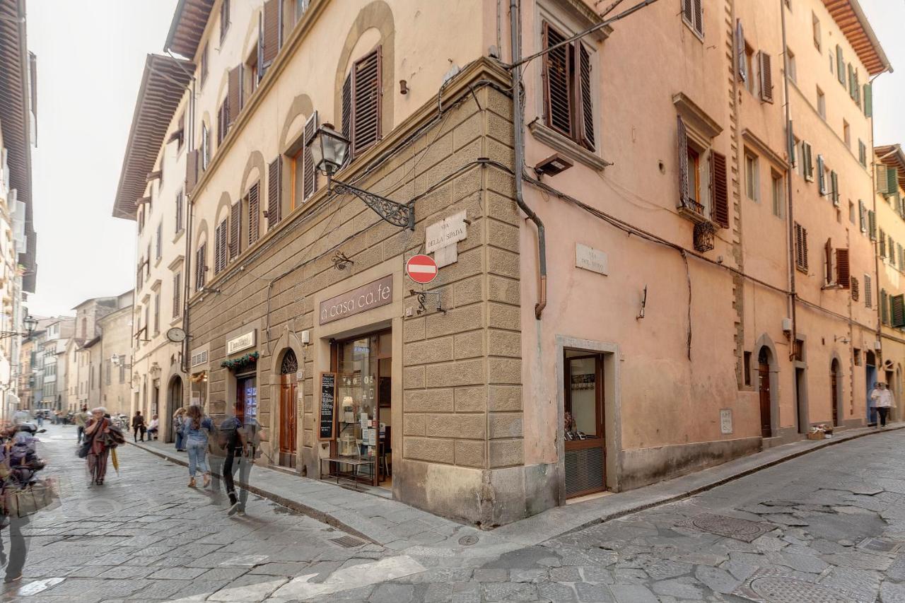 Diciotto Apartment by Mamo Florence - B&B Firenze