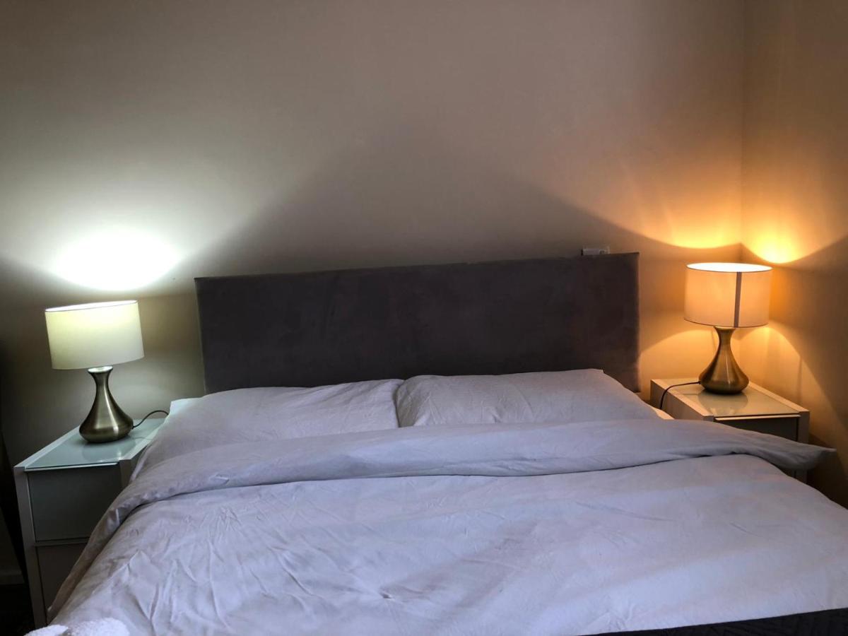 B&B London - Entire flat Very comfortable 1 bedroom London - Bed and Breakfast London