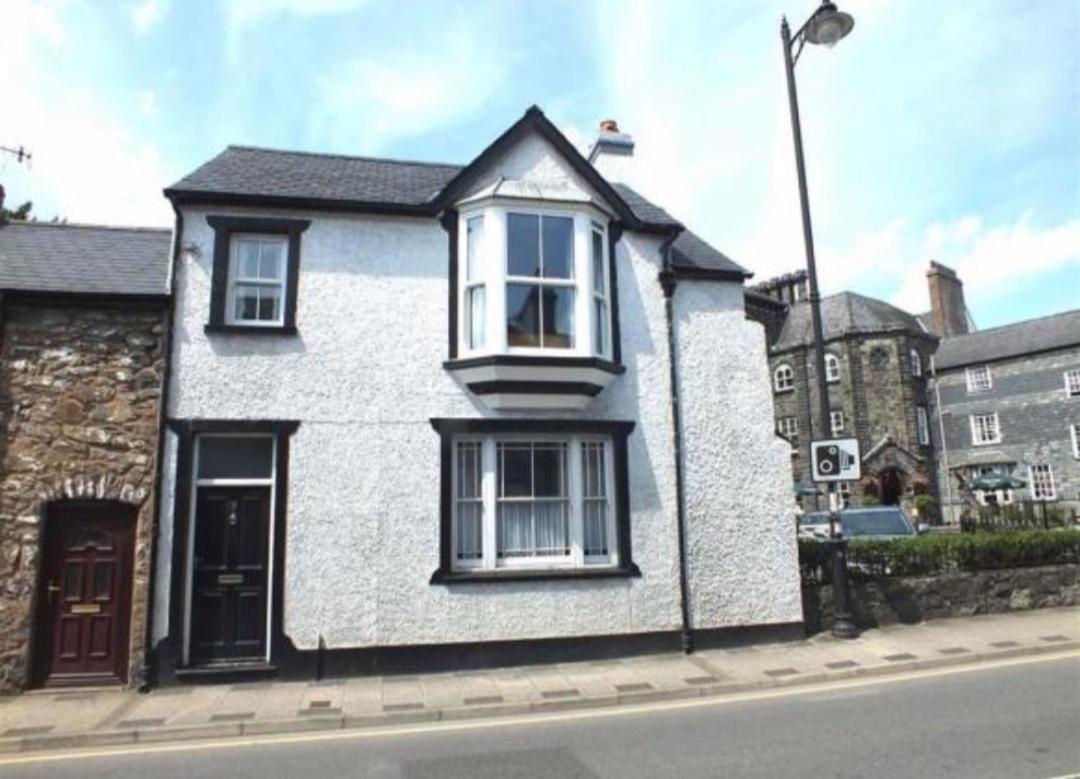 The Bridge Cottage - B&B