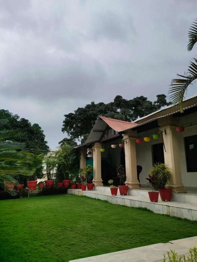 Rose Cottage - A Heritage Retreat - Bed and Breakfast