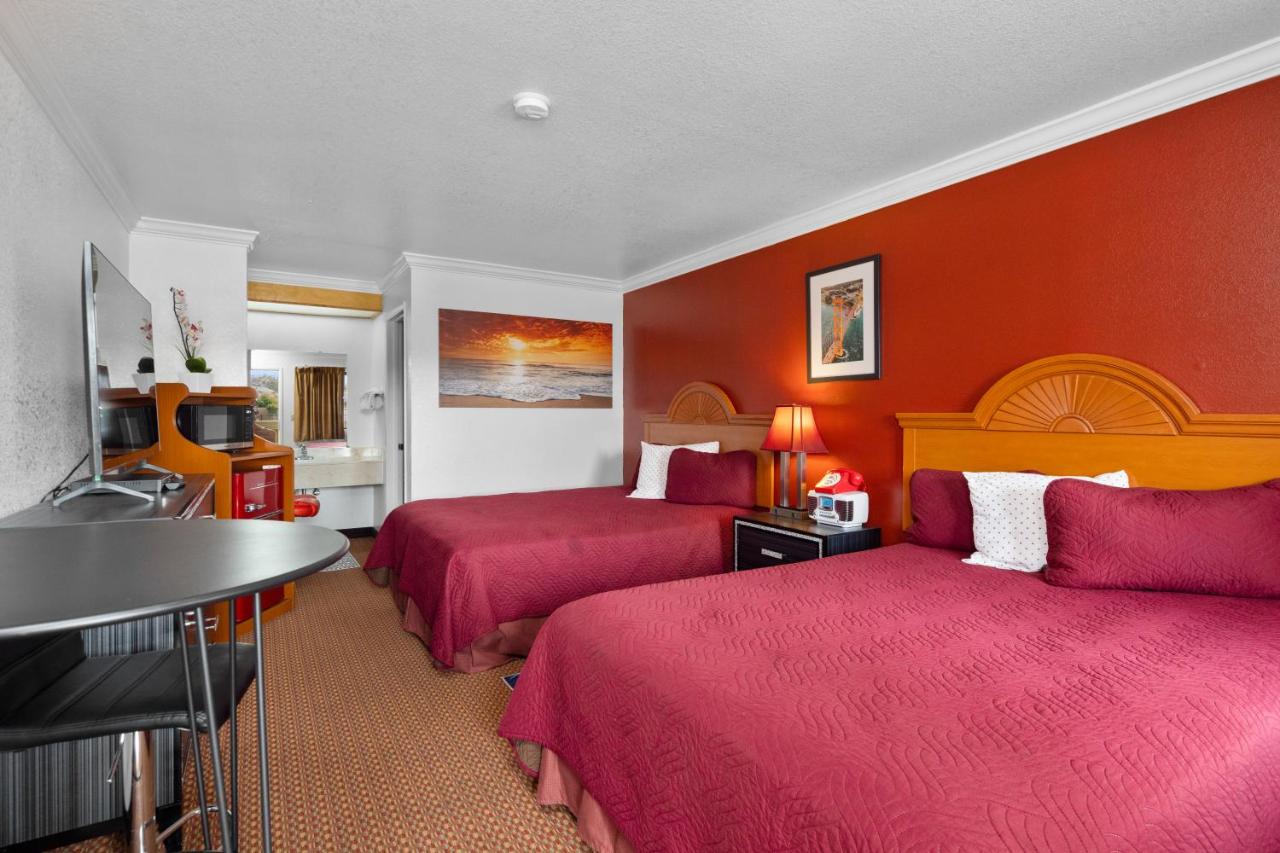 Chambre avec 2 Grands Lits Queen-Size 