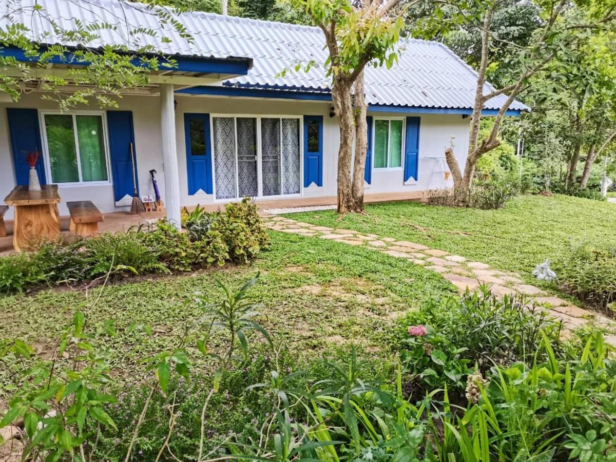 The Blue Rim Vacation Cottage Khao Yai - Bed and Breakfast Pak Chong