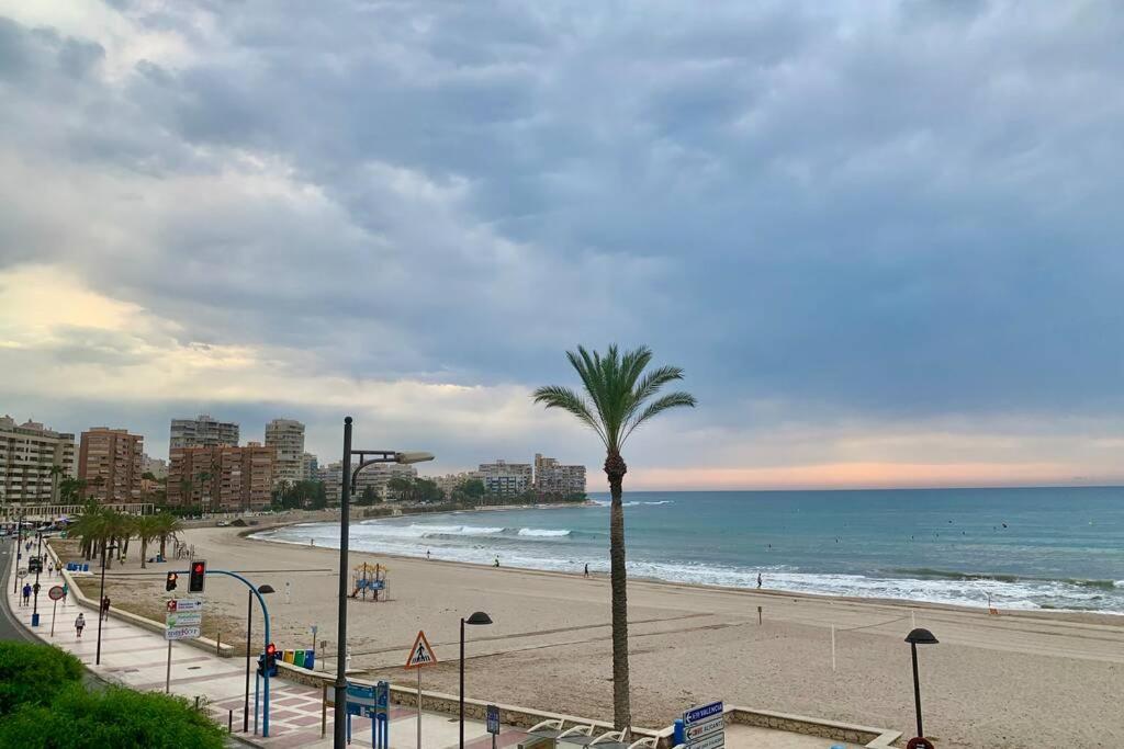 Amaneceres de ensueño en la playa de Muchavista - B&B