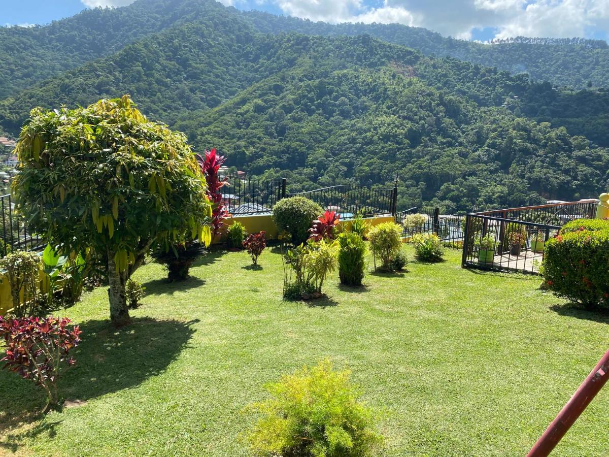 Double Room with Mountain View