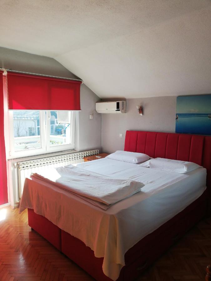 Deluxe Double Room with Extra Bed