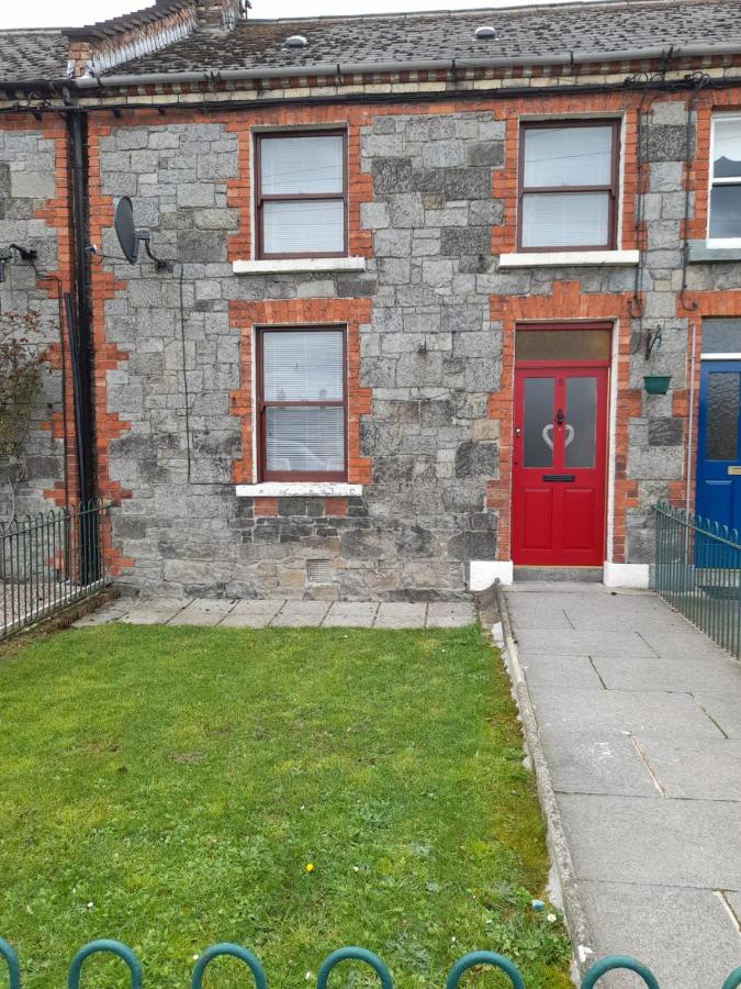 B&B Bessbrook - College Square, Terrace House - Bed and Breakfast Bessbrook