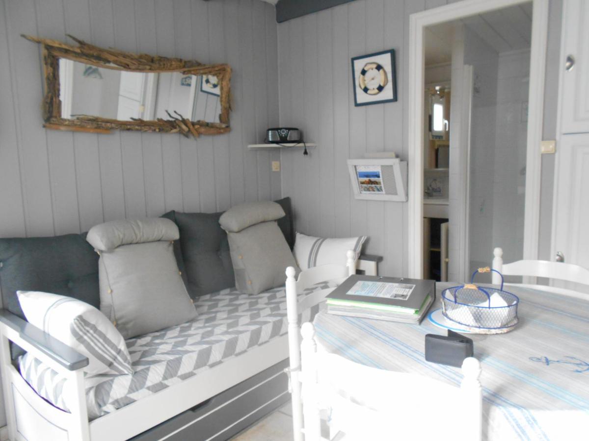 ILE DE RE, LA DANAE, VELOS, WIFI, CUISINE, LINGE, PARKING gratuit - Chambres d'hôtes Saint-Martin-de-Ré