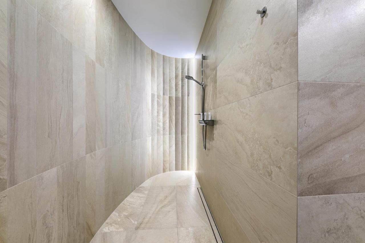 Appartamento con doccia