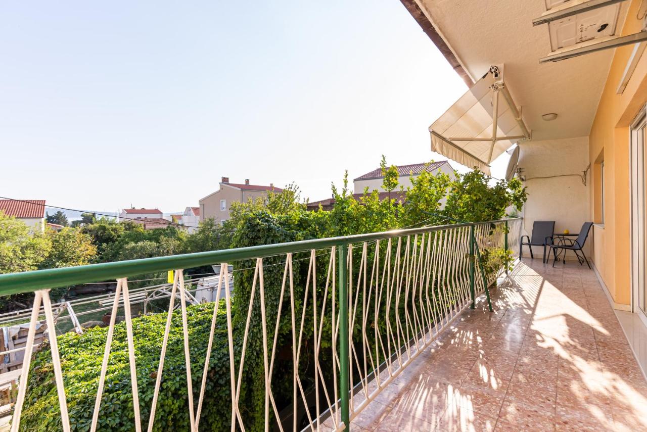 Apartment Luno - Ferienwohnung Kutleše