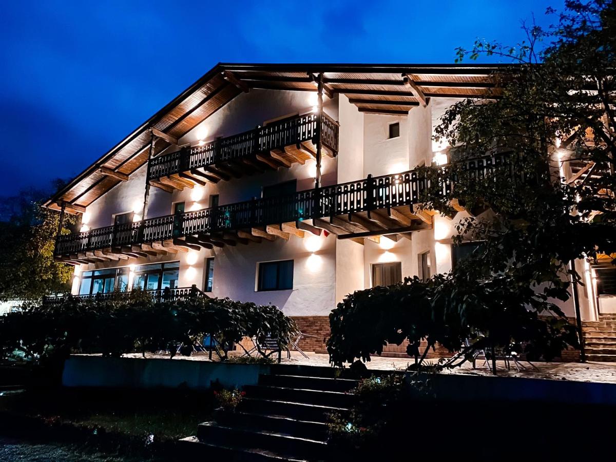 PANORAMIC Sus In Deal - B&B
