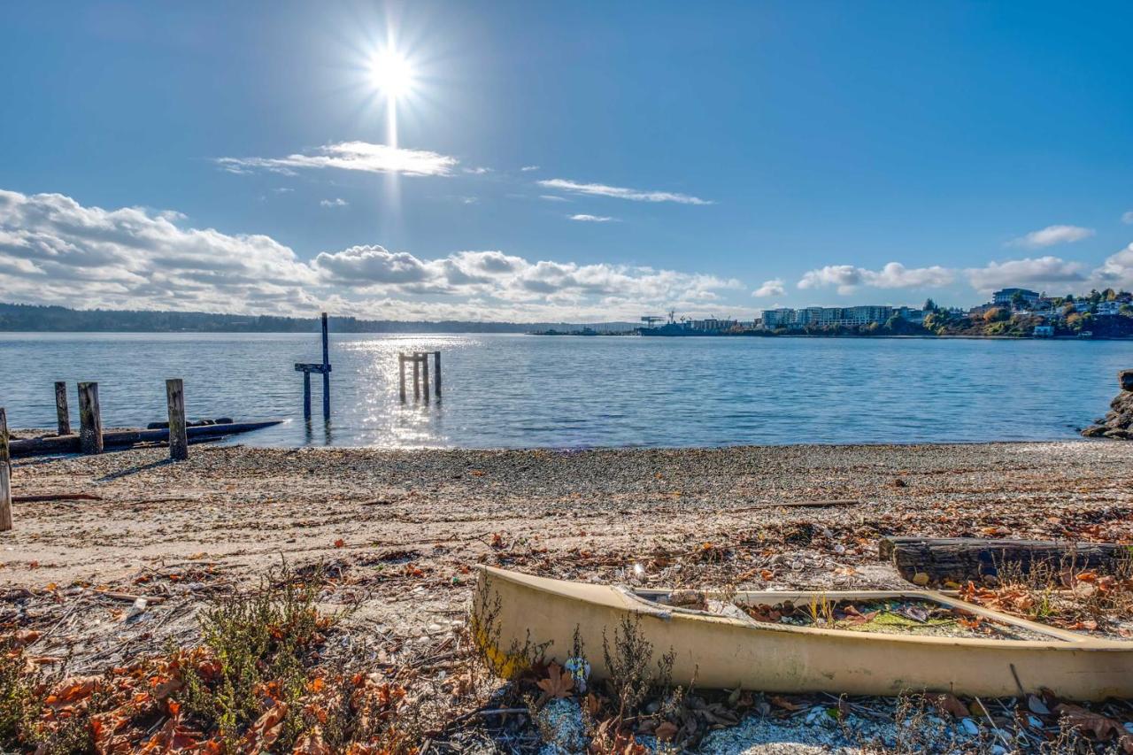 Manette Waterfront Kayak the Bay and Walk to Town! - Ferienwohnung